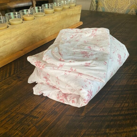 Laura Ashley Garden Muse 4-Piece Pink Floral T300 Cotton Full Sheet Set - Picture 5 of 5